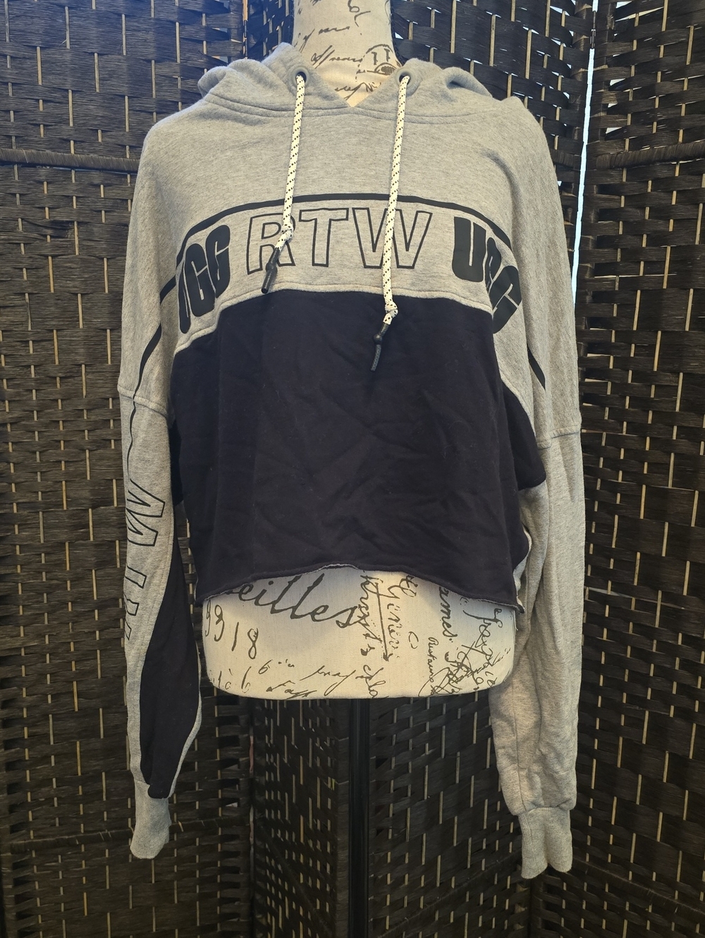 UGG RTW Keira Cropped Hoodie - Grey & Black Colorblock, Size L